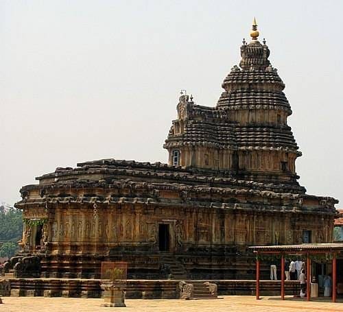 Lakkundi Travel cover image